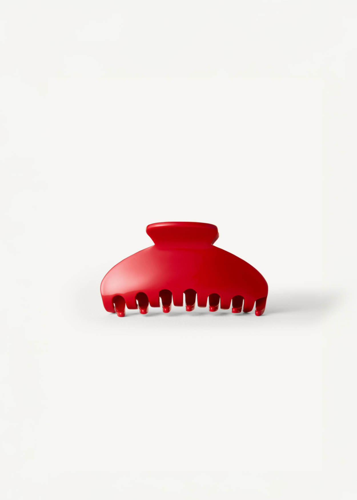 Claw Clip Red - Demi Clip in Cherry Red
