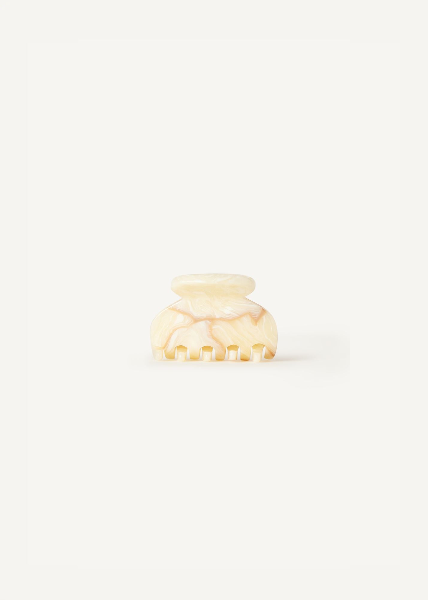 Mini Demi Clip in Oak on a white background