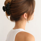 Demi Clip in Starlet